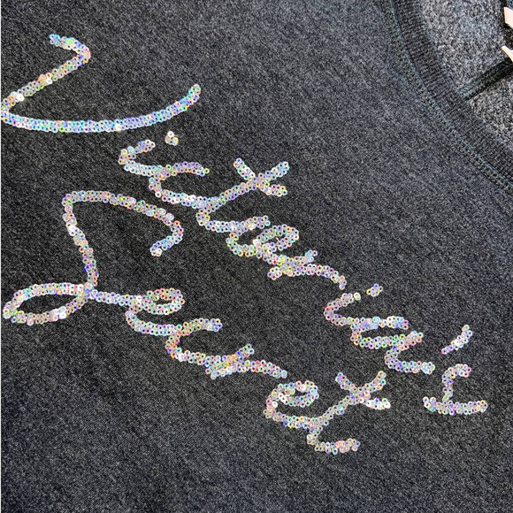 Victoria's Secret Gray with Sequin Graphic Crew Neck Pull Over Sweater- M - Picture 4 of 13